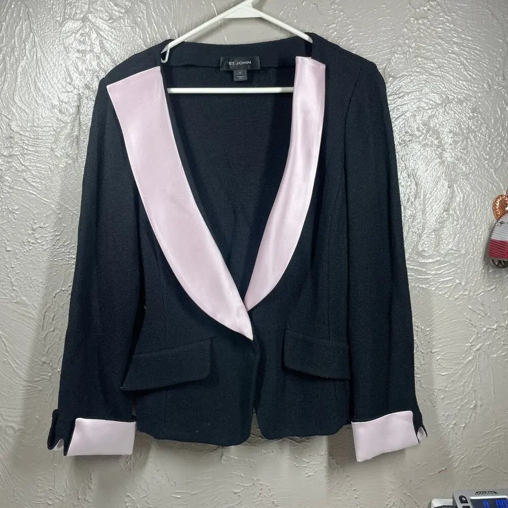 St. John Black Knit Pink Satin Trimmed Single Button Blazer‎ Size 10